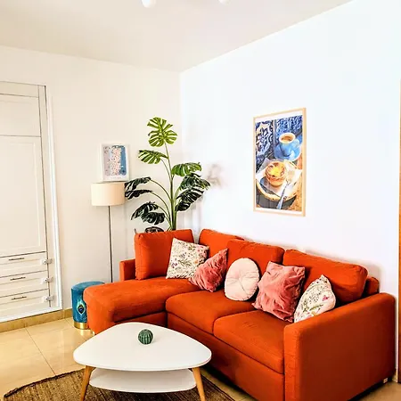 Apartment Lola *